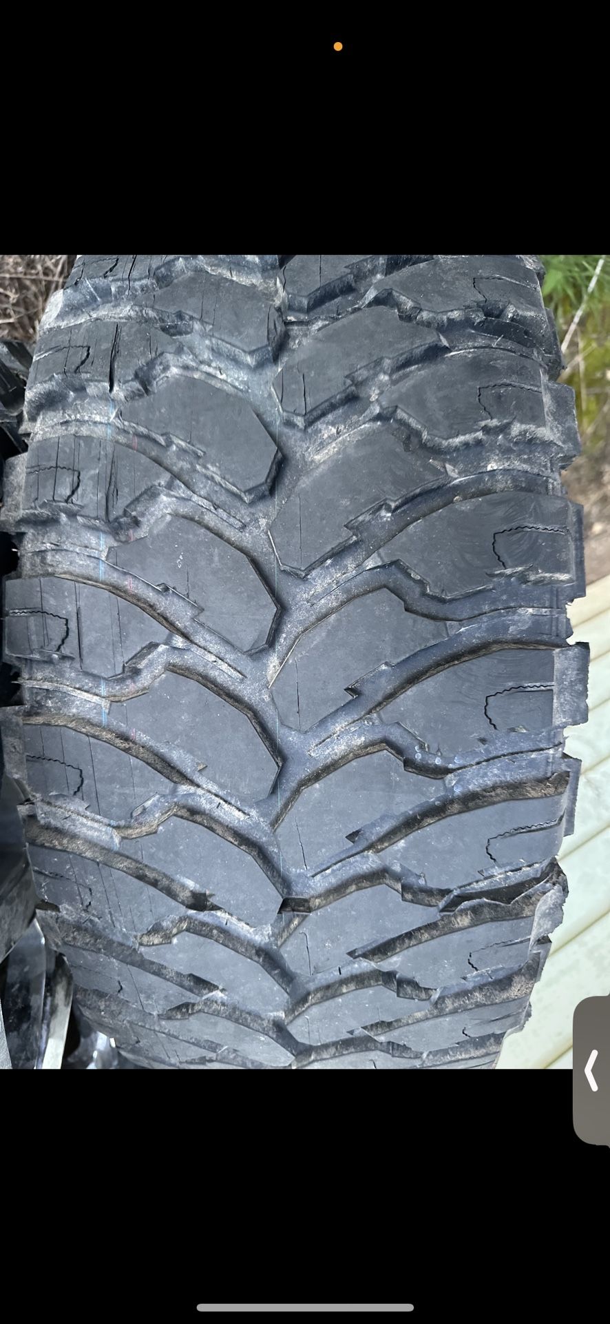 20 Inch Fuel Wheels With 33 Inch Tires for Sale in Renton, WA - OfferUp