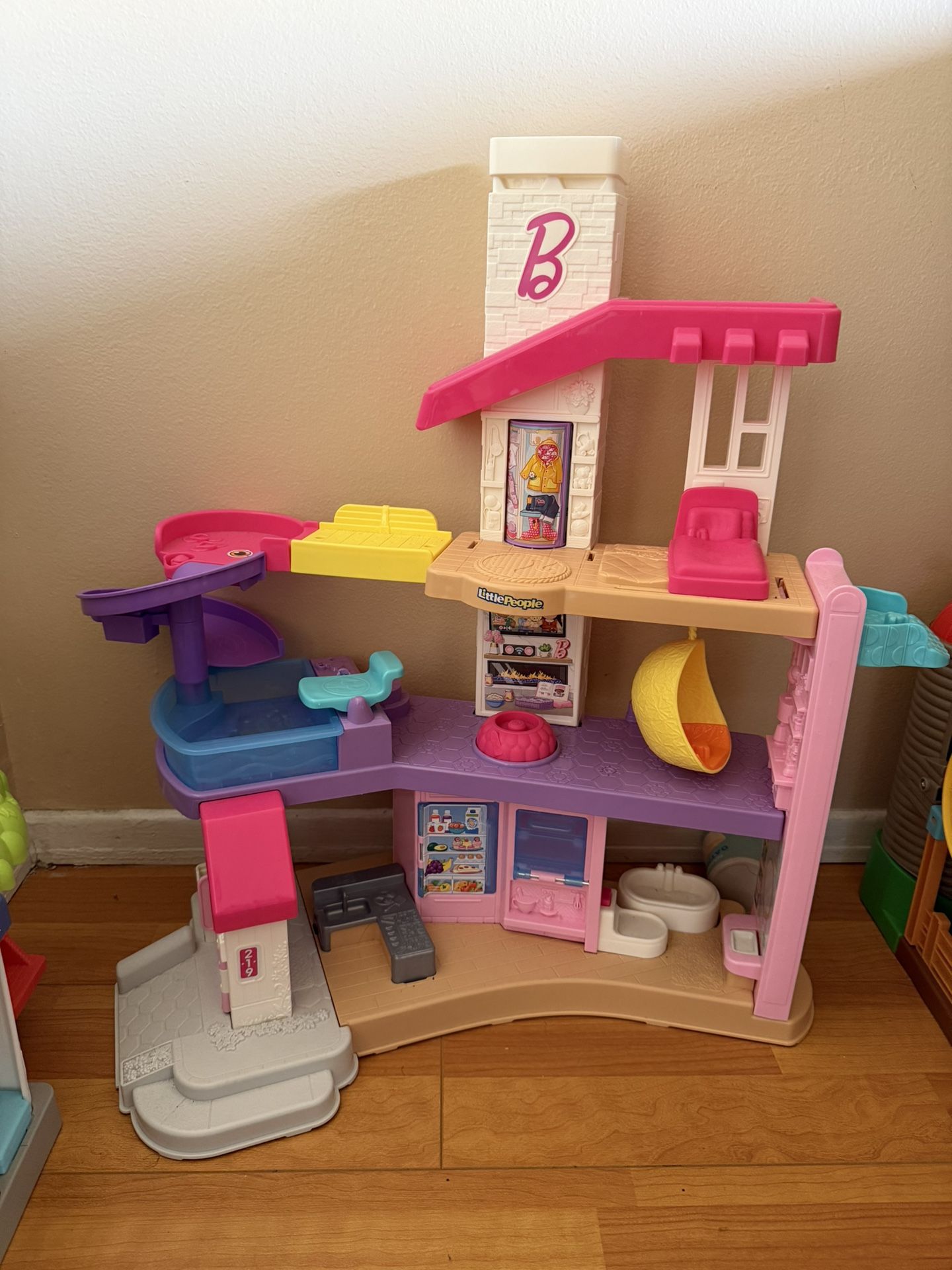 Little People House