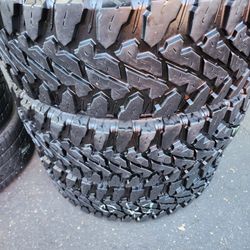4 Tires Used Lt275/70r18 Yokohama Geolander (1) Is Different Brand Goodyear Wrangler 