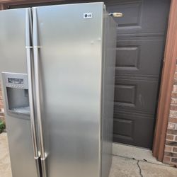 Refrigerator For Sale