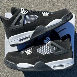 Jordan 4 Retro White Thunder   