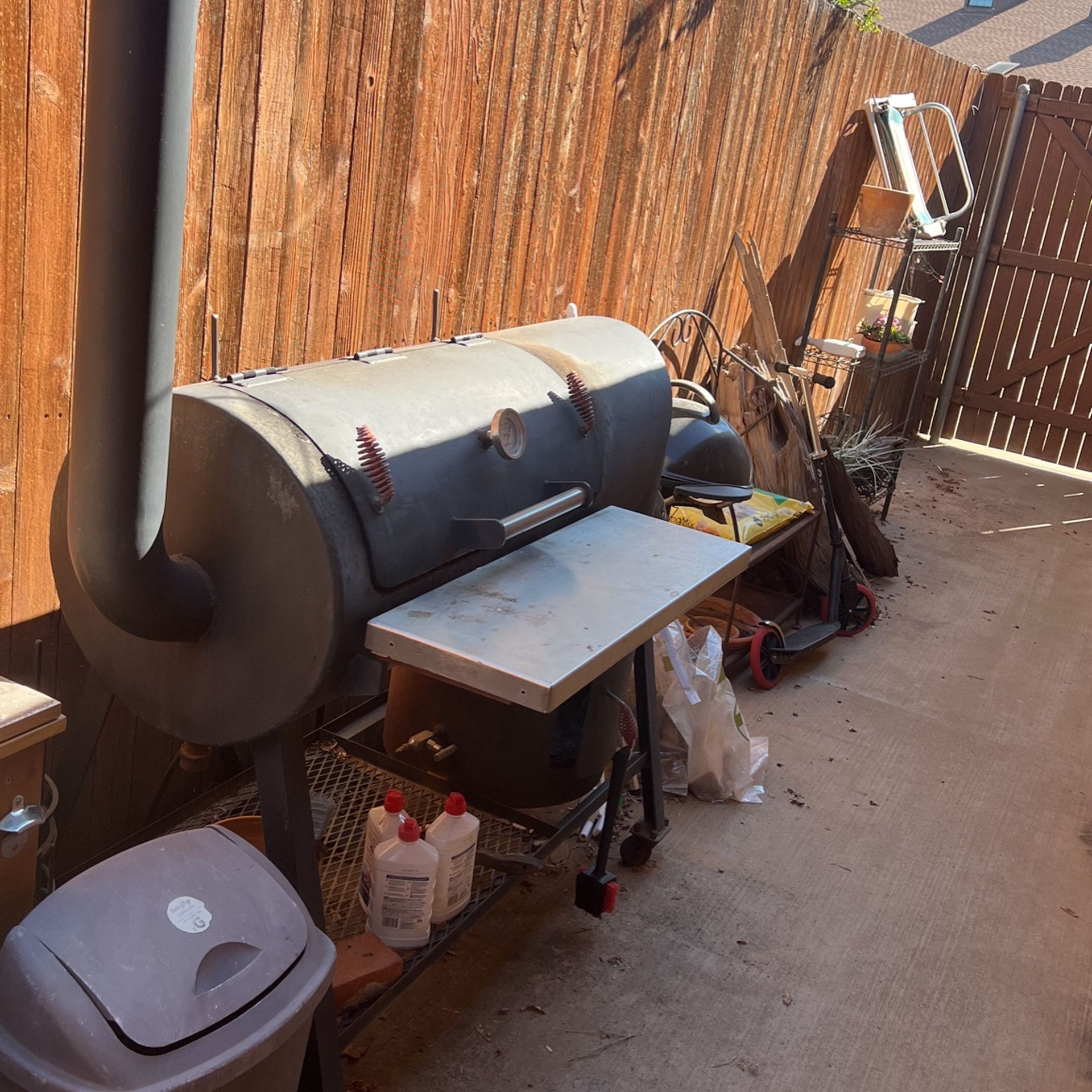 Smoker / Grill
