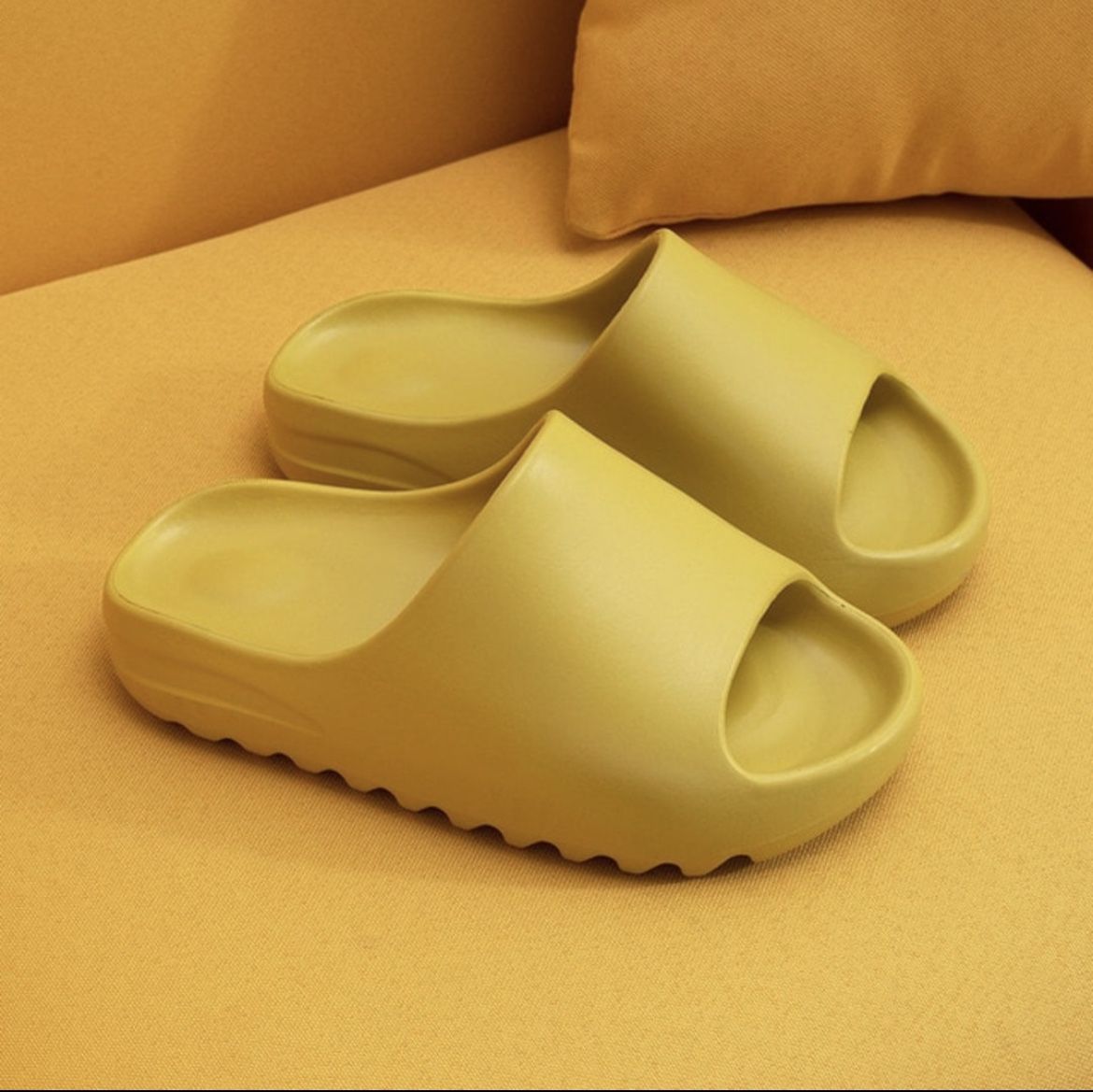 Trendy Slides ( Unisex )