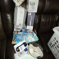 Baby boy bundle
$70dlls 