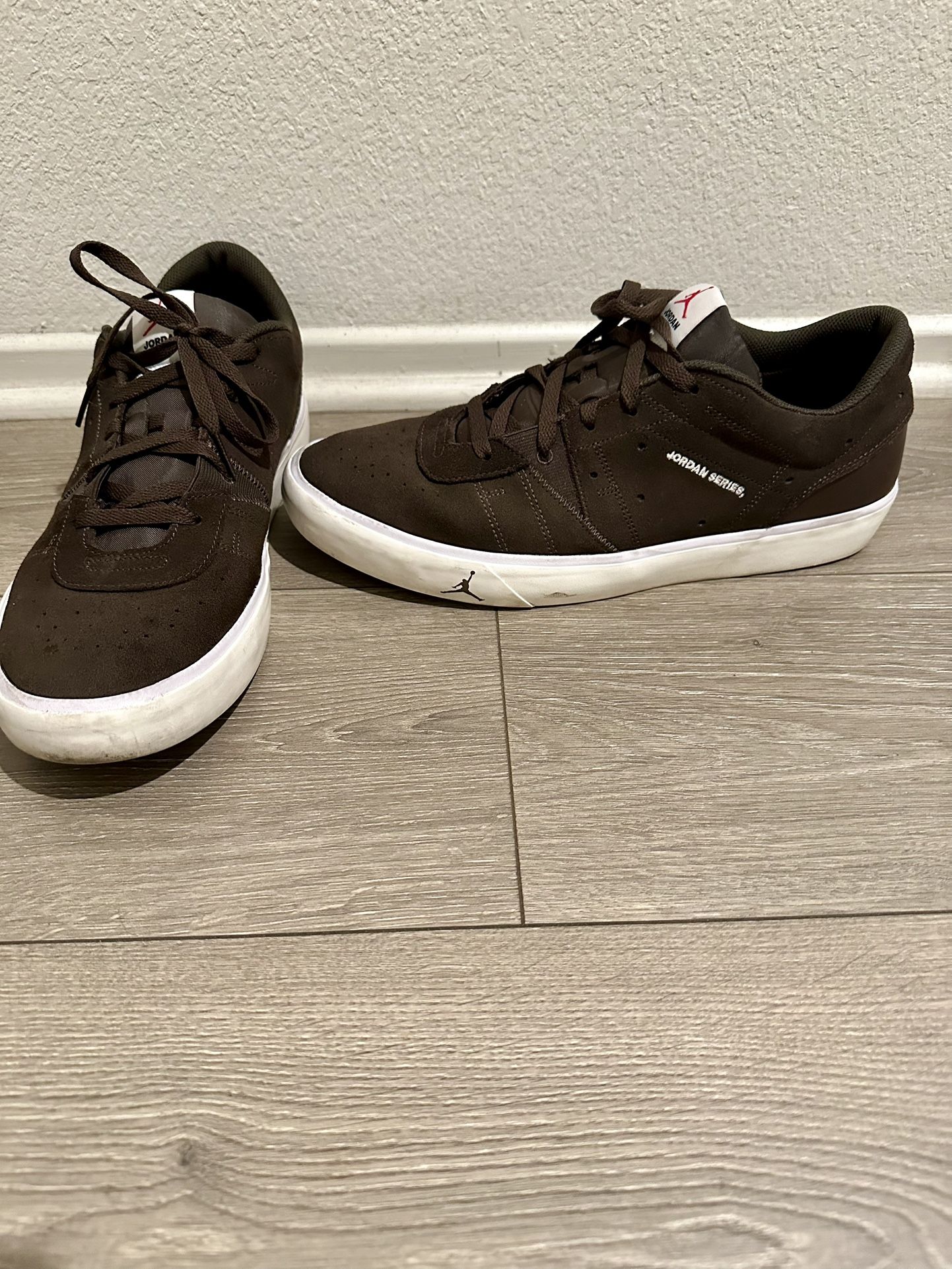 Jordan Series ES