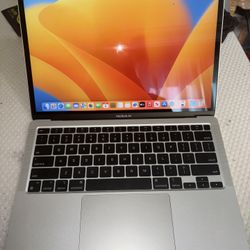 Apple MacBook Air 13.3 Inch. M1 Chip 8GB RAM 256GB (MGN93LL)