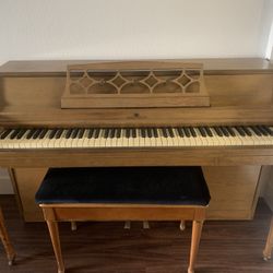 Vintage Piano