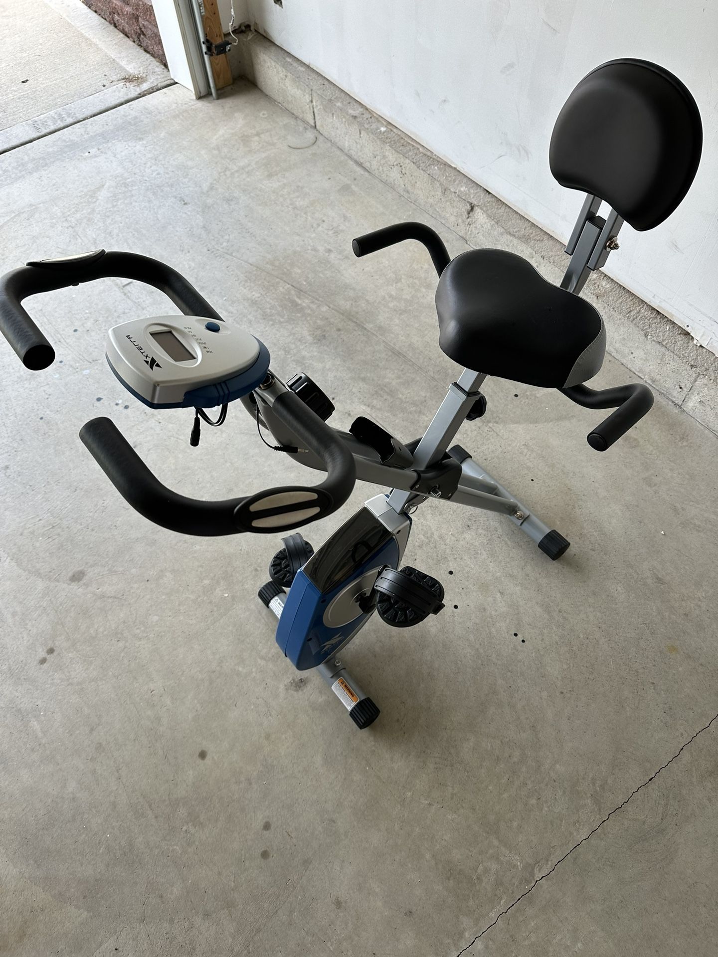 XTERRA fitness folding exercise bike