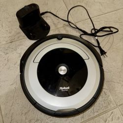 iRobot Roomba 690 Robot Vacuum-Wi-Fi