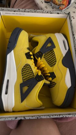 Air Jordan 4