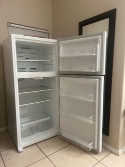 Refrigerador, horno, y estufa