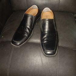 Size 12 George Brand Dress Shoes