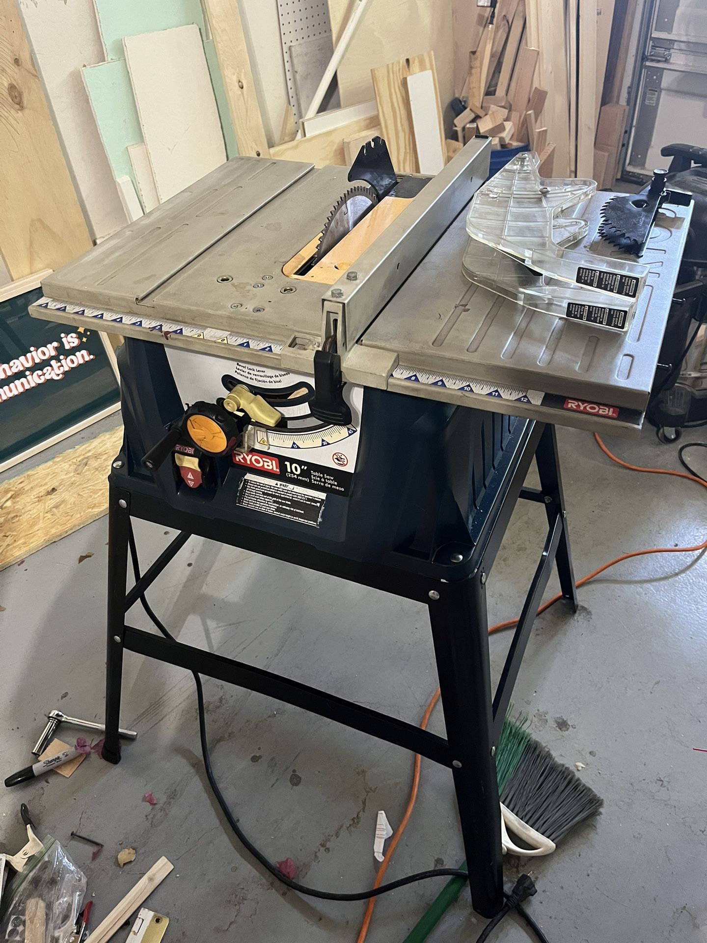 Ryobi 10” Table Saw With Stand And Accessories