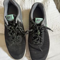 Nike Shoe