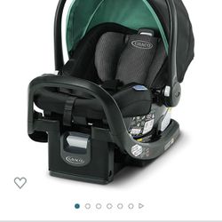 Infant car seat- Like New 
