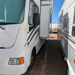 ITASCA.   MOTORCOACH  2014.  26HE