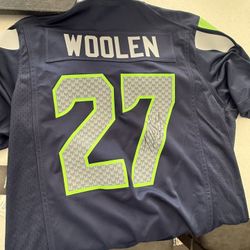 Tariq Woolen Autographed Jersey