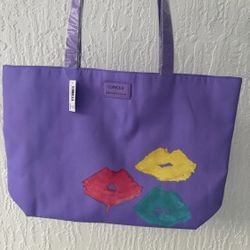 Clinique beauty tote cotton blend bag purple lips design  Brand new
