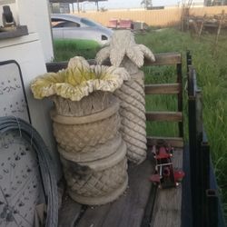 Cement Palm Tree What You See Is What You Get It Looks Like It's Complete But I'm Not Sure 40 Bucks