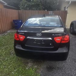 Hyundai Elantra 2010