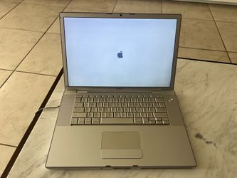MacBook Laptop