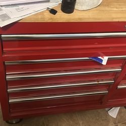 8 Drawer   Tool Chest With Tools 