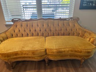 Beautiful Couch Clean!!!