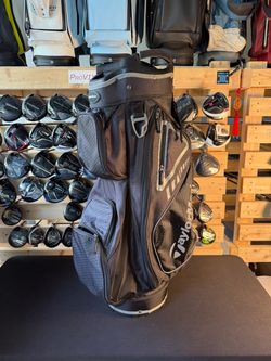 TaylorMade golf bag