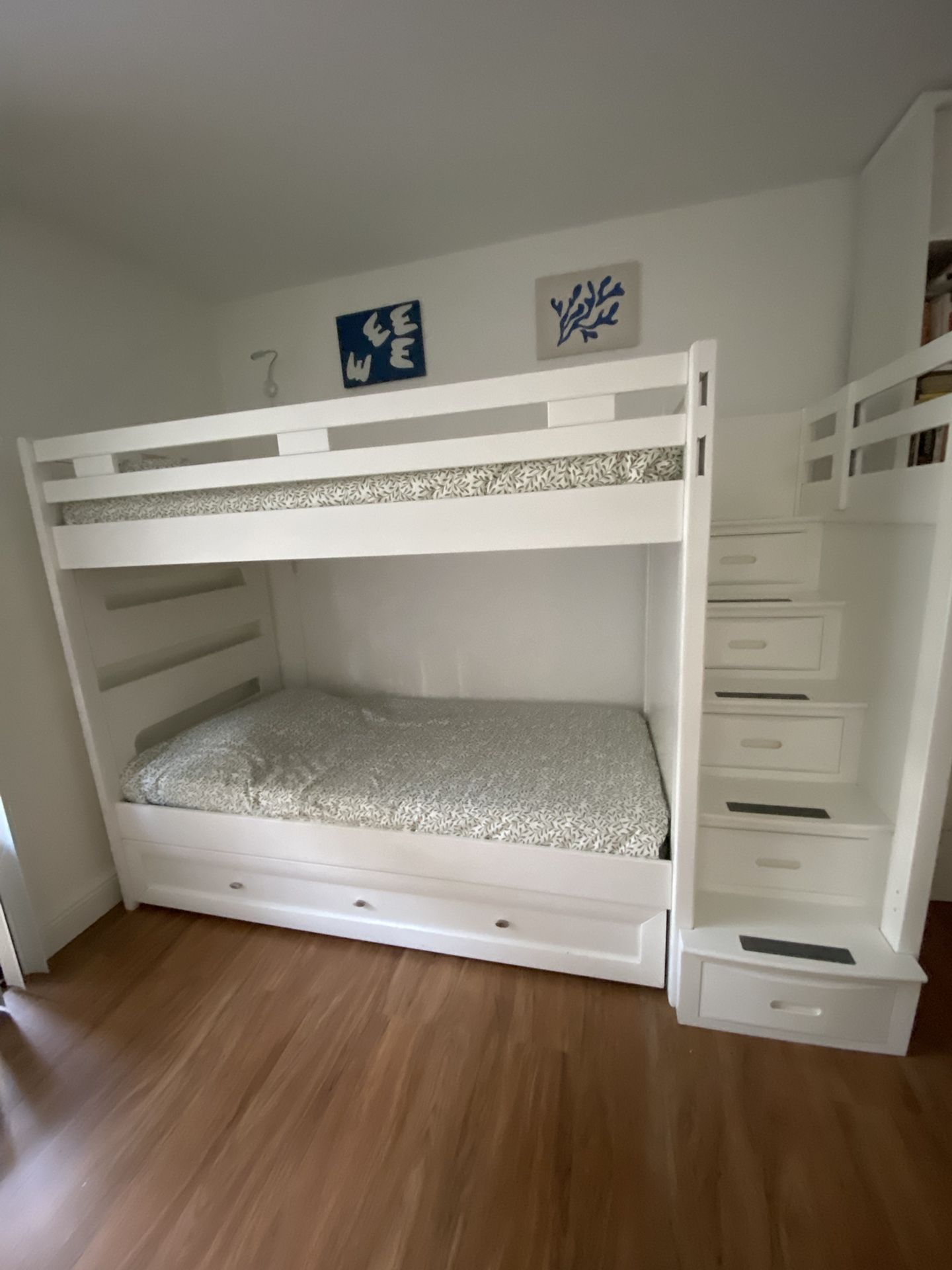 Sturdy Bunkbed With Trundle And Storage