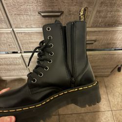 Doc Martens Size 6 Women’s US