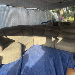 Smoke Free Pet Free Sectional Couch I Sell Tbem All The Time 