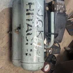 Hitachi Air Compressor