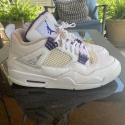 Jordan 4 Retro Metallic Purple