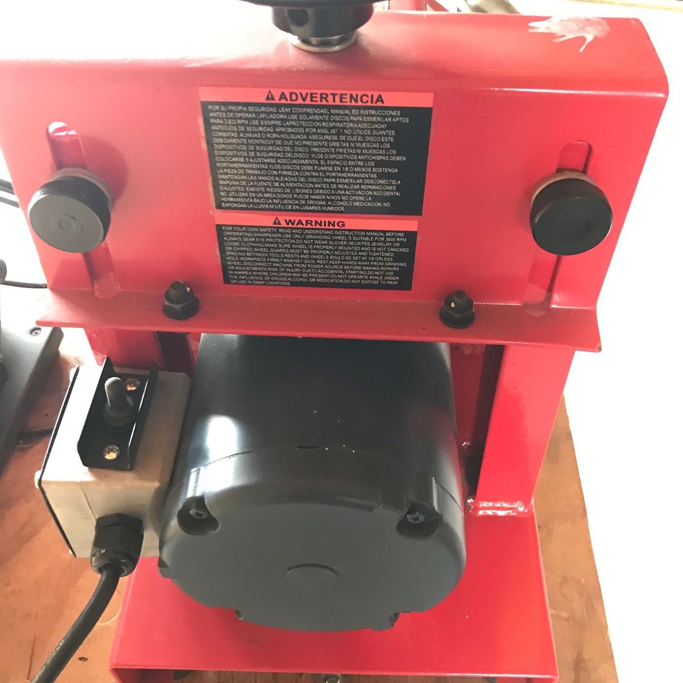 Bradley Blade Sharpener