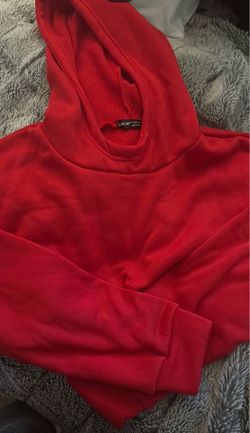 SHEIN Cropped Sweatshirt