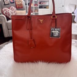 Galleria Large Prada Tote Bag