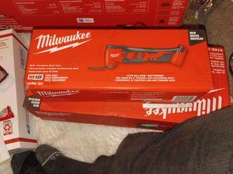 Milwaukee M18 Cordless Multi-Tool 2626-20