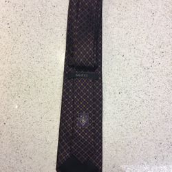 Gucci 100% Handcrafted Silk Tie 