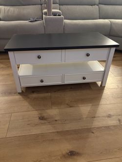 Convertible coffee table