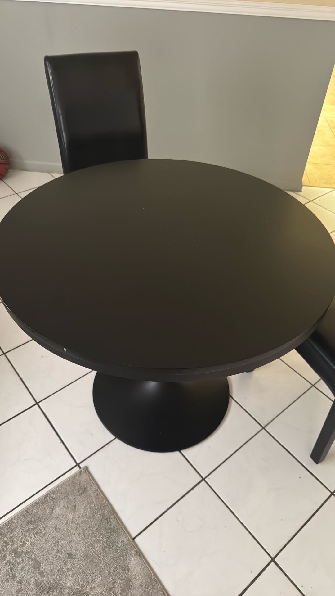 Breakfast Table For Sale!
