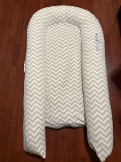 Dockatot Grand