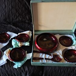 Vintage Japanese Salad Bowls With Case