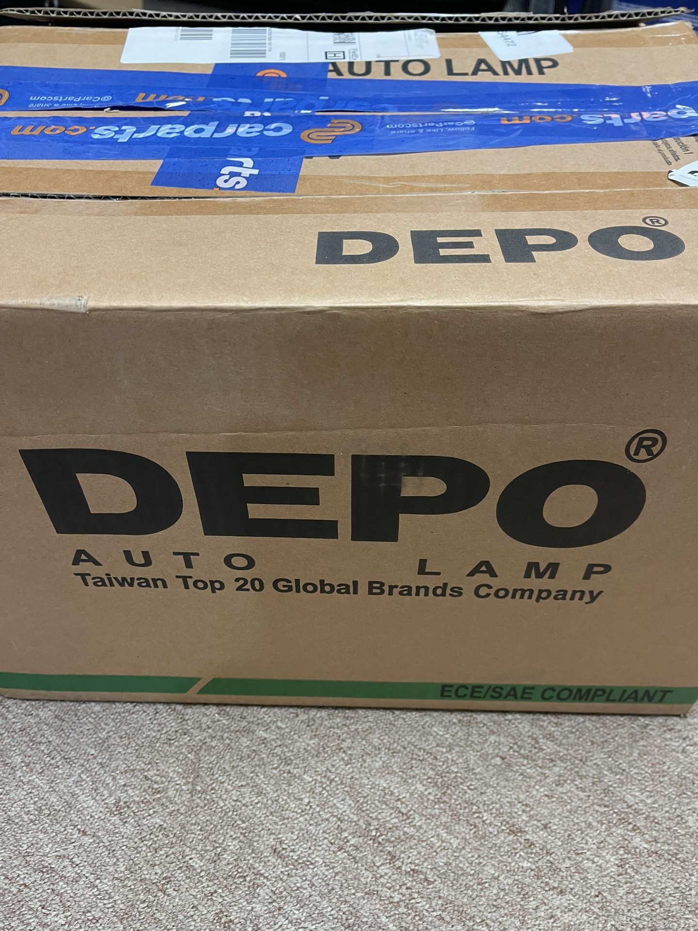 17-18 Hyundai Santa Fe Headlights