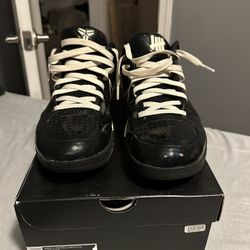 Kobe 4 Protro Undefeated Size 10.5