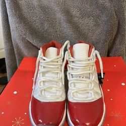 Air Jordan 11 Retro ‘Cherrys 