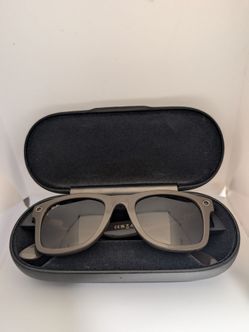 Ray-Ban Stories Wayfarer L RW4004 Smart Glasses – Shiny Brown / Brown Gradient