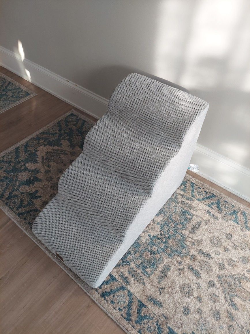 Dog Steps $25