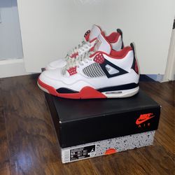 Jordan 4 Fire Red