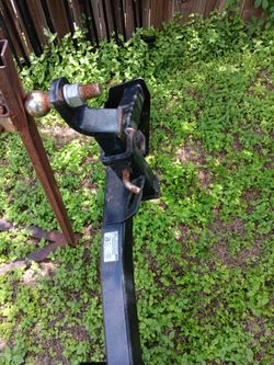 Hitch Ford F 250 $100