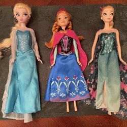 BEAUTIFUL Disney Anna And Elsa Barbie Dolls